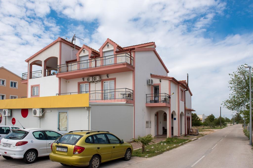 Apartmani Krka Rooms Lozovac Exterior photo