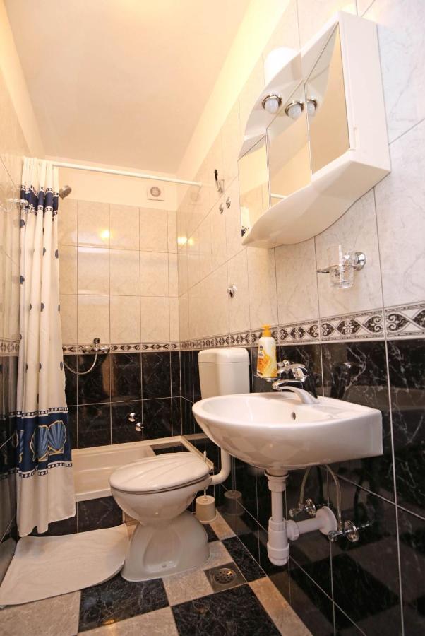 Apartmani Krka Rooms Lozovac Exterior photo